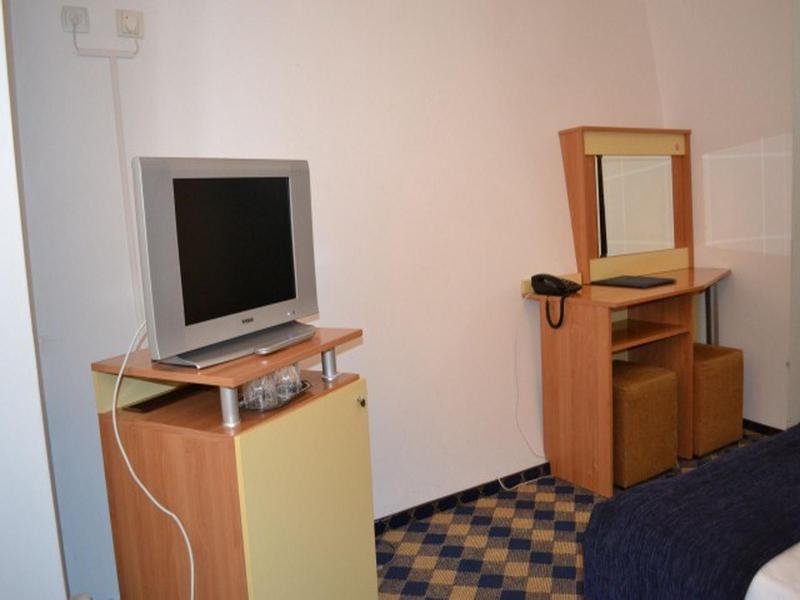 Plus Hotel Craiova Extérieur photo
