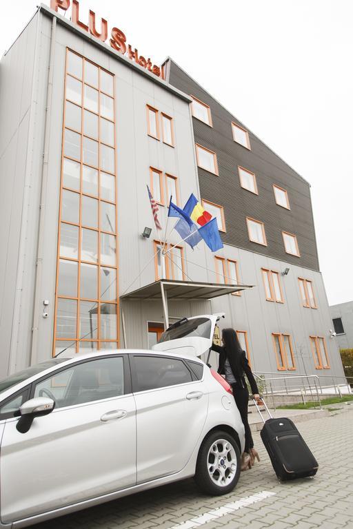 Plus Hotel Craiova Extérieur photo