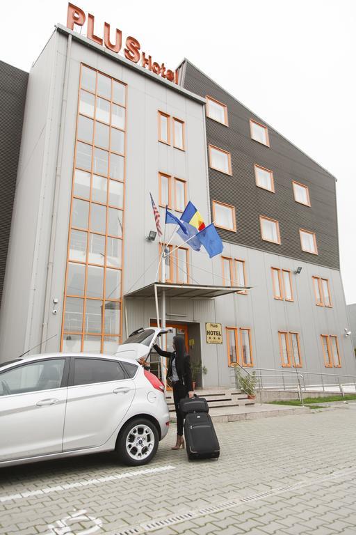 Plus Hotel Craiova Extérieur photo